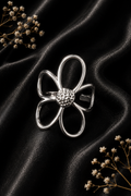 Bague fleur Graphique Argentée - Dernière pièce disponible