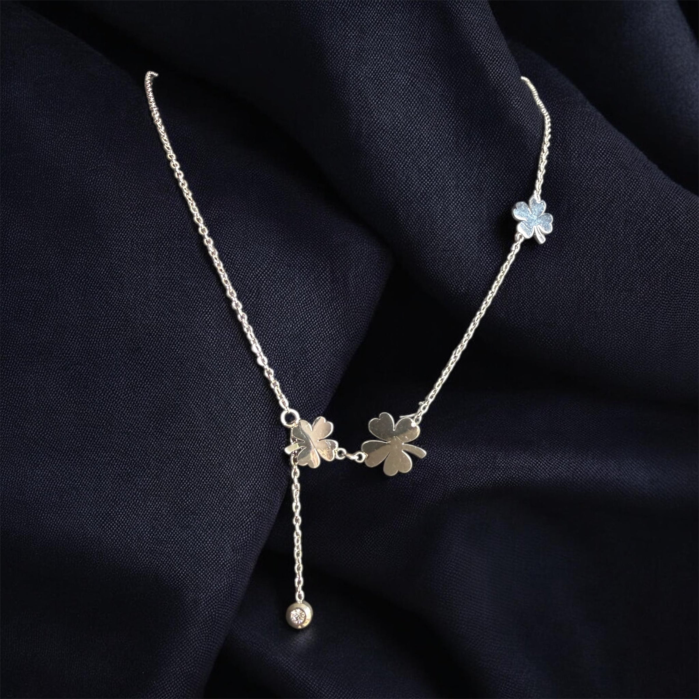 Collier trèfle minimaliste - Chaine fine